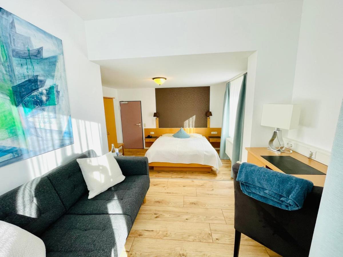 Hotel Saarburger Hof Екстер'єр фото