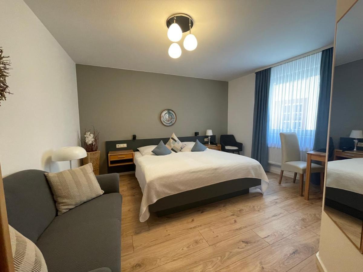 Hotel Saarburger Hof Екстер'єр фото