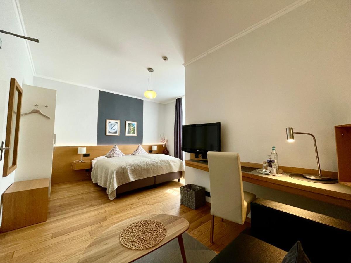 Hotel Saarburger Hof Екстер'єр фото
