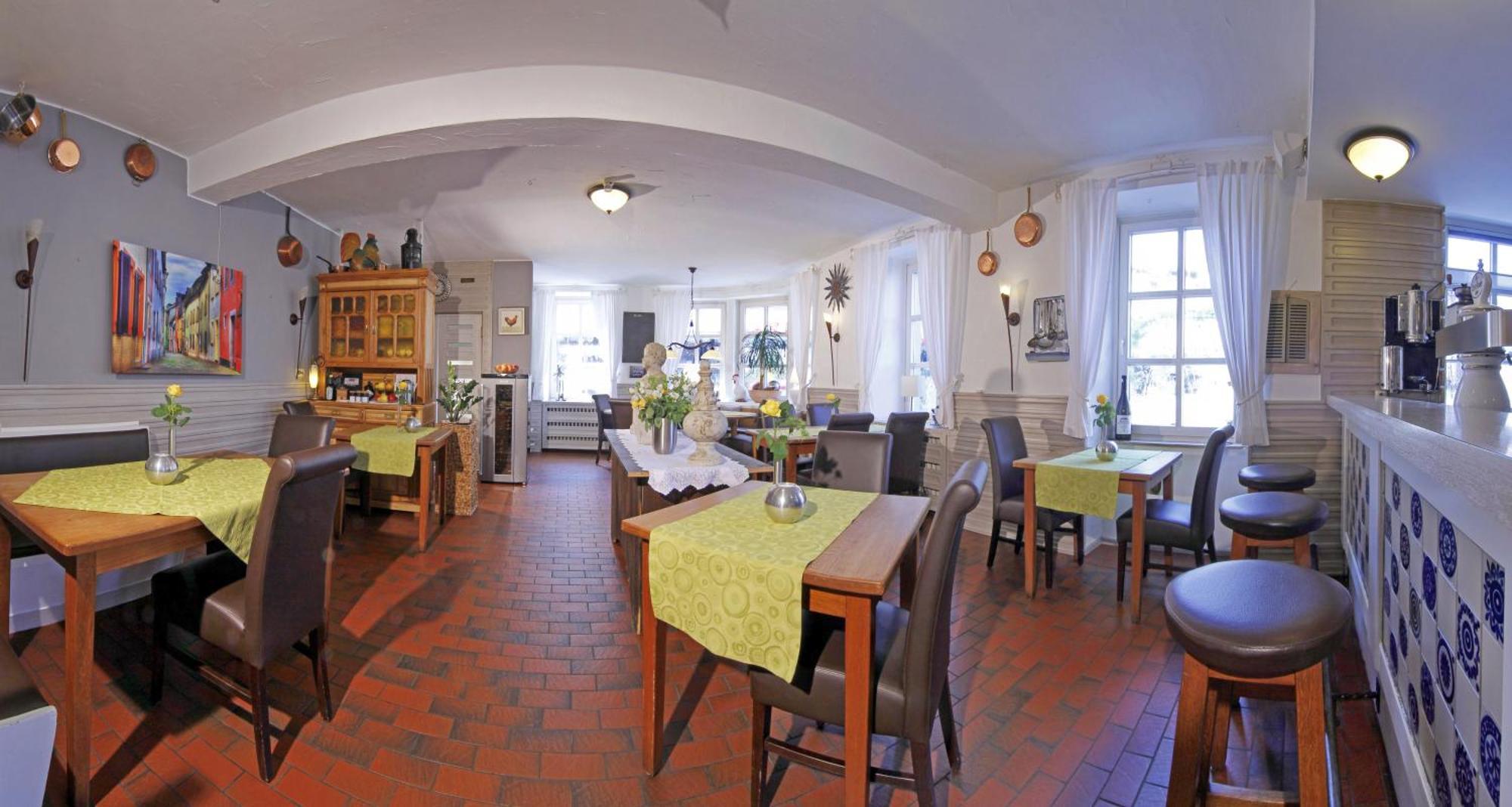 Hotel Saarburger Hof Екстер'єр фото